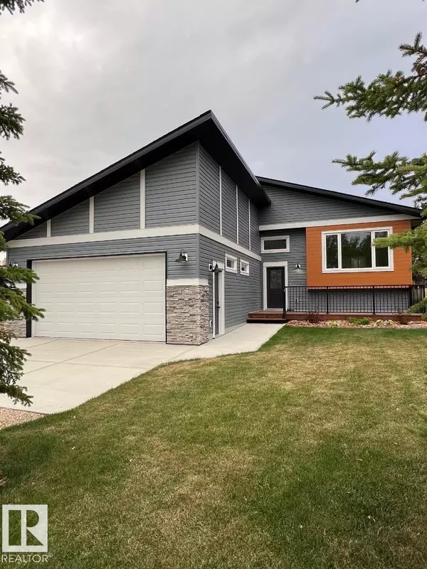 102 1 ST, Rural Lac Ste. Anne County, AB T0E1A0