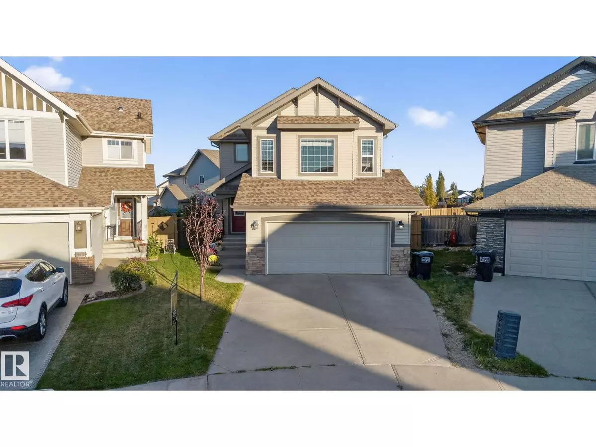 Edmonton, AB T5Y0K7,16713 58A ST NW