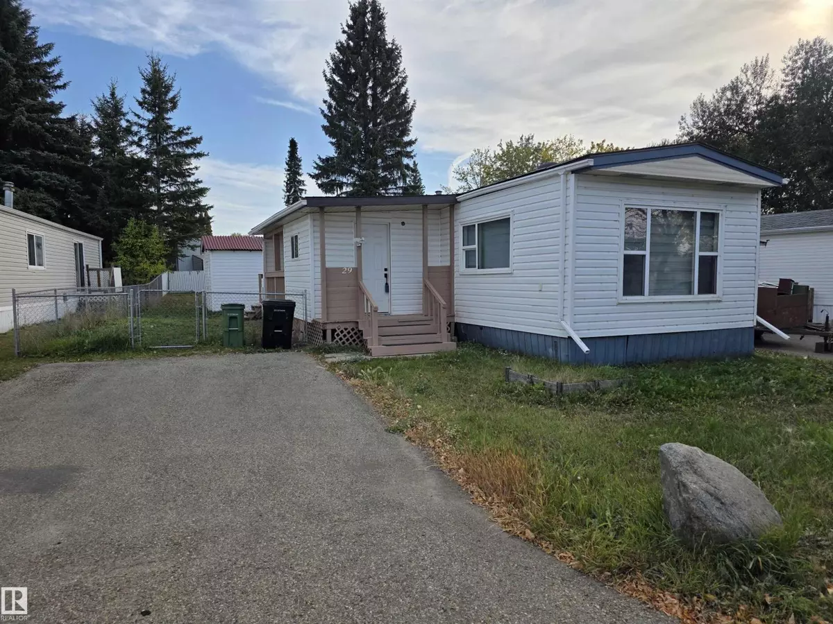 Edmonton, AB T6P1G4,29 Ridgeway DR NW