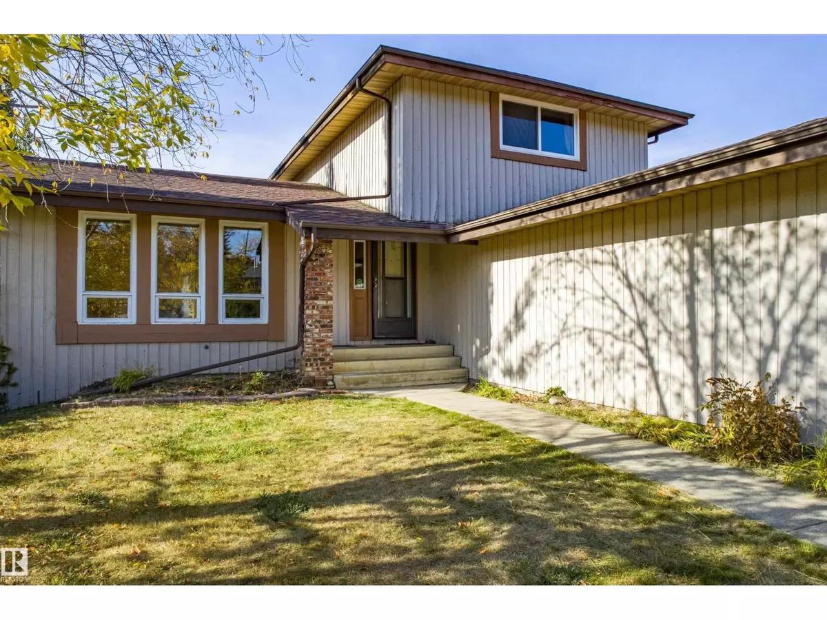 St. Albert, AB T8N3H8,59 WOODCREST AV