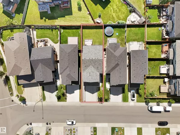 Edmonton, AB T6X2J1,4015 6 AV SW