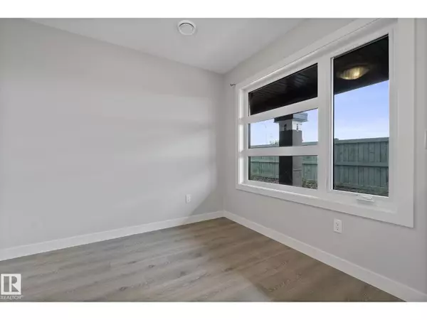 Edmonton, AB T6W3X1,#53 1203 163 ST SW