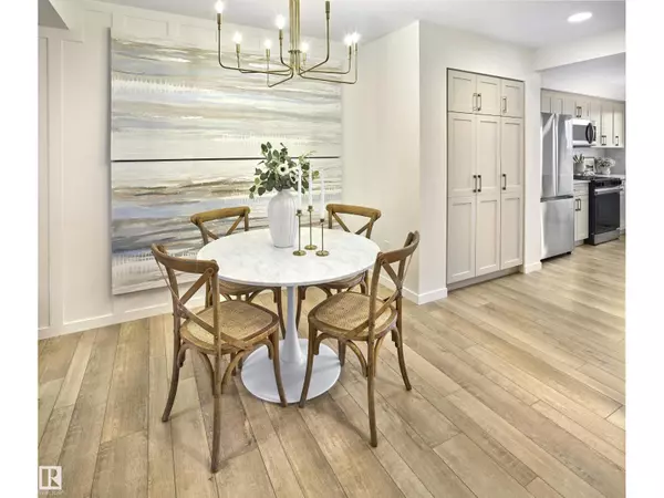 Edmonton, AB T5T4A4,#37 1025 SECORD PM NW