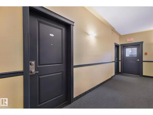 Edmonton, AB T5B4W5,#207 11325 83 ST NW
