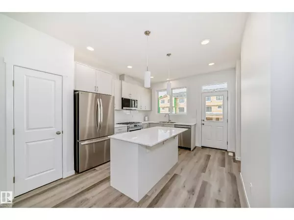 Edmonton, AB T5S0T1,3965 Wren LO NW