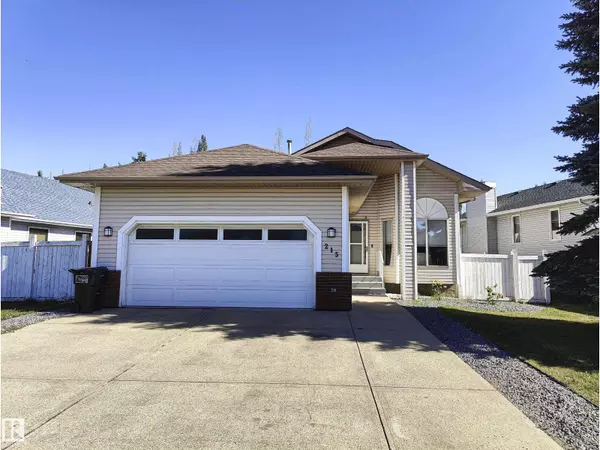 215 PETER CL NW NW, Edmonton, AB T5T5Y5