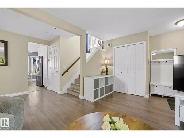 Edmonton, AB T5T6L3,1438 GRANT WY NW NW