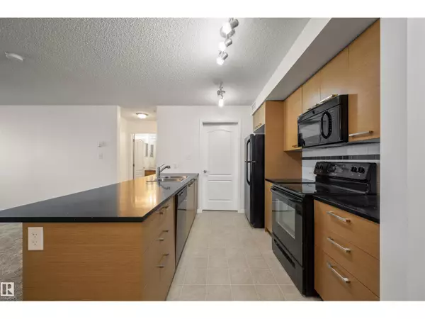 Edmonton, AB T6R0M2,#2209 7343 SOUTH TERWILLEGAR DR NW