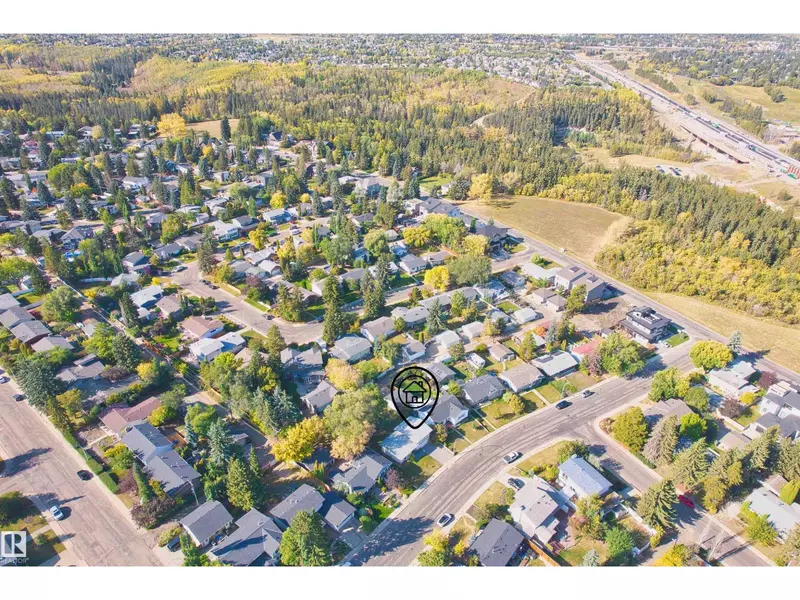 4218 121 ST NW, Edmonton, AB T6J1Y8