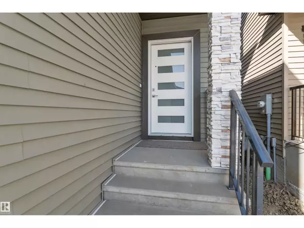 Beaumont, AB T4X3H3,3520 41 AV