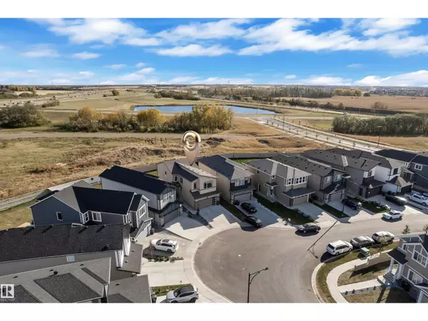 Edmonton, AB T6T2V7,407 30 AV NW
