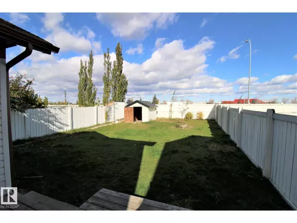 Edmonton, AB T6R0A5,3143 TRELLE LO NW