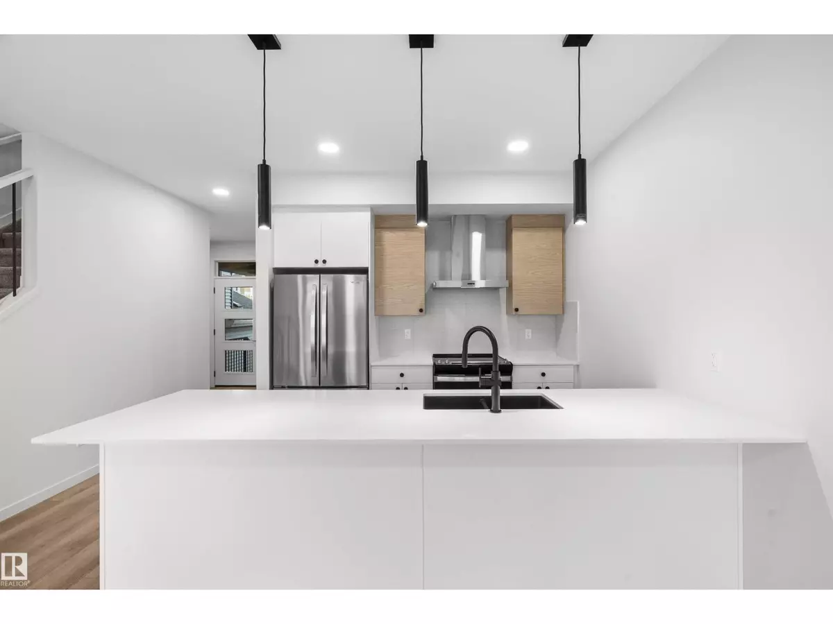 Edmonton, AB T5T7Y1,22931 80 Avenue NW