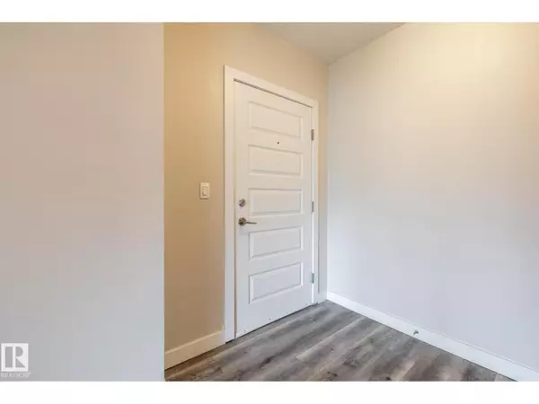 Edmonton, AB T6W2K4,#130 5151 Windermere BV SW