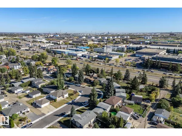 Edmonton, AB T6B1G3,9221 52 ST NW