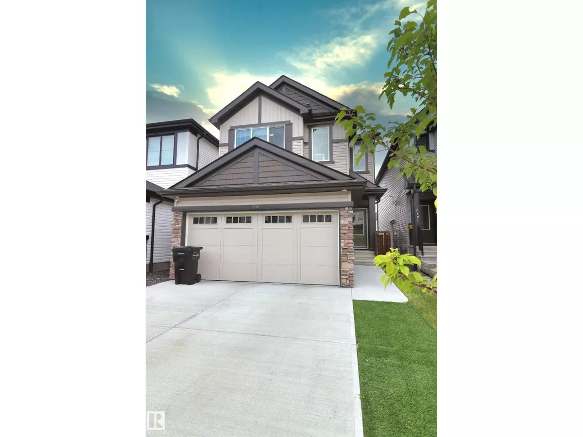 Edmonton, AB T6W4B2,2888 Coughlan Green SW