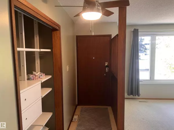 Edmonton, AB T5R1C5,9415 149 ST NW