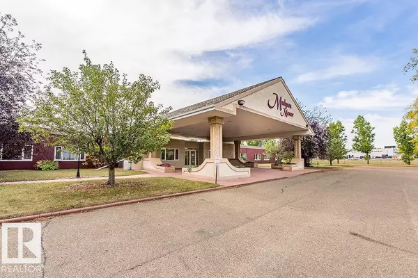 5511 50 AV, Wetaskiwin, AB T9A0T4