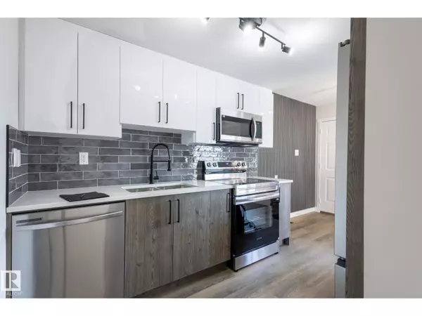 Edmonton, AB T5A0H9,62 AMBERLY CO NW