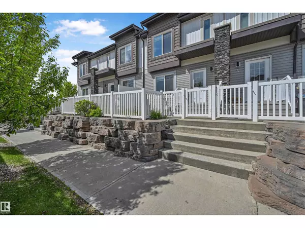 #3 2215 24 ST NW, Edmonton, AB T6T1A6