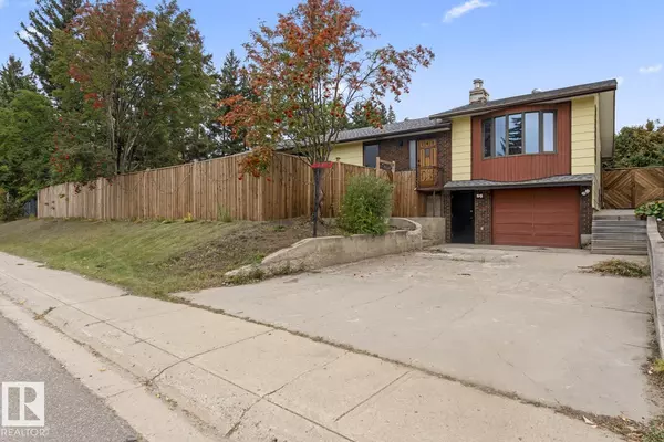 5213 56 ST, Cold Lake, AB T9M1R2