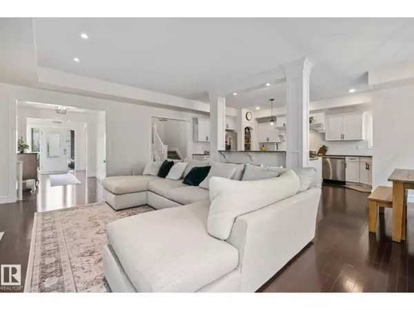 Sherwood Park, AB T8H0K4,4068 SUMMERLAND DR