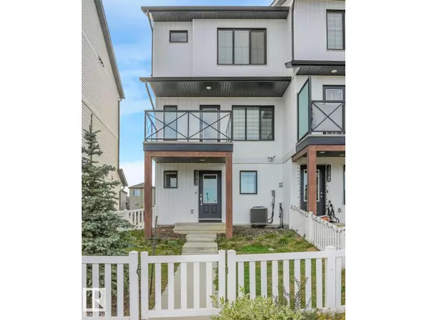 134 SECORD DR NW, Edmonton, AB T5T7N9