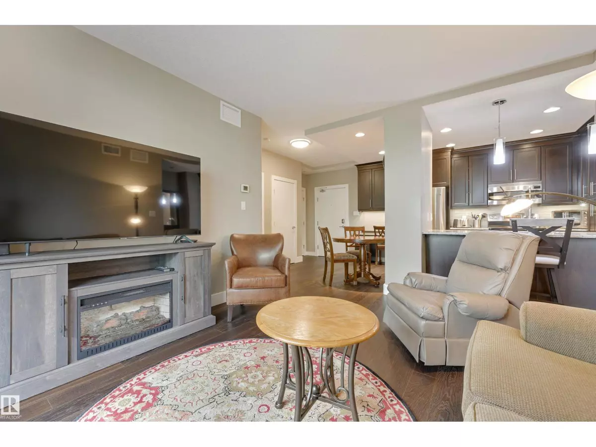 Edmonton, AB T6W2C2,#221 11080 ELLERSLIE RD SW