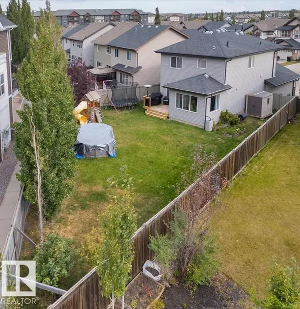 2591 COLE CR SW, Edmonton, AB T6W2A3