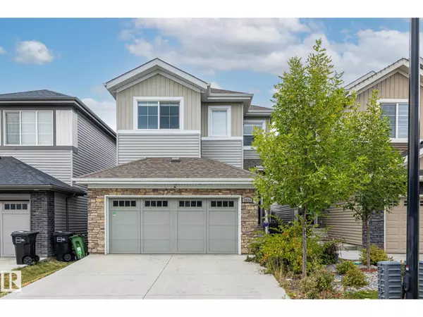 2024 160 ST SW, Edmonton, AB T6W4E7