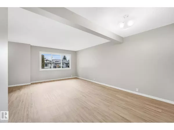 Edmonton, AB T6L4T9,2110 54 ST NW