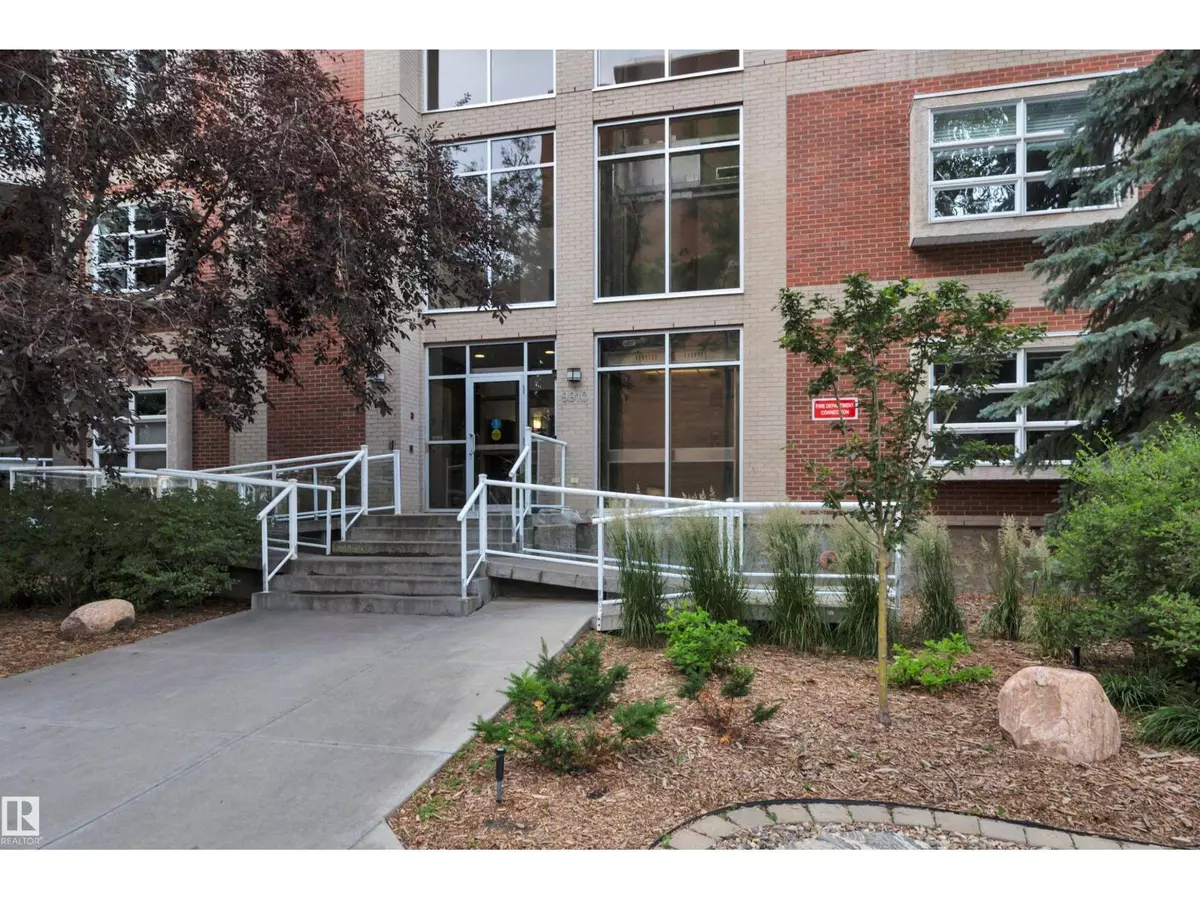 Edmonton, AB T5K1K2,#201 9910 111 ST NW