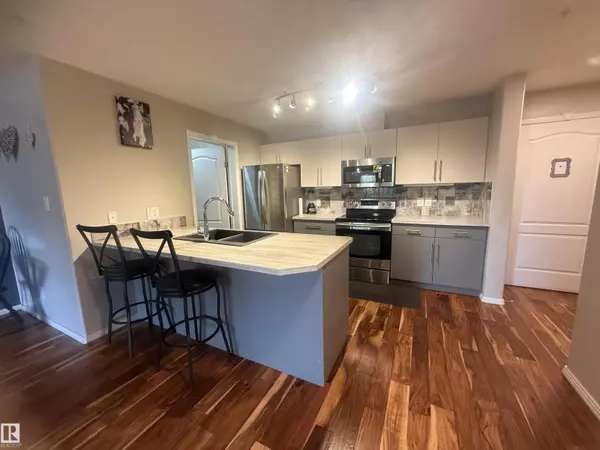 #230 592 HOOKE RD NW, Edmonton, AB T5A5H2