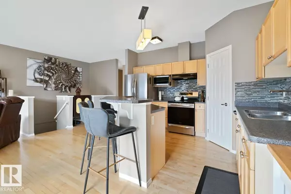 Edmonton, AB T6R3N7,#59 2508 HANNA CR NW
