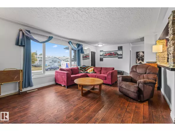 Edmonton, AB T5E4B2,12903/12905 96 ST NW