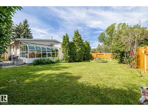 12250 143 AV NW, Edmonton, AB T5X3R7