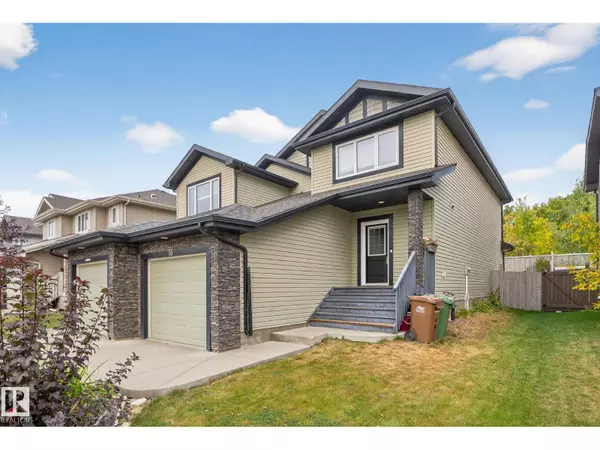 St. Albert, AB T8N7N8,16 ROYAL ST