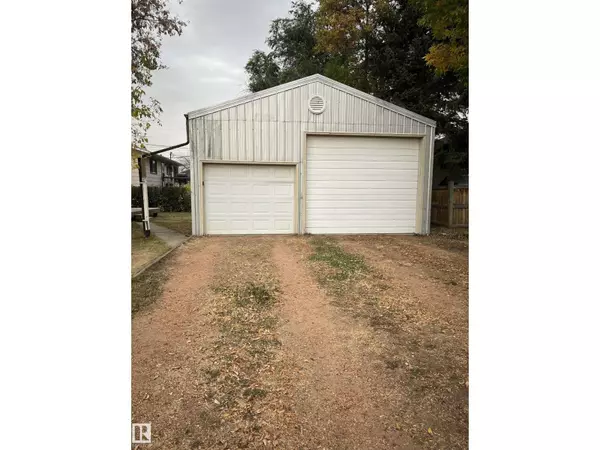 Daysland, AB T0B1A0,5102 53 ST