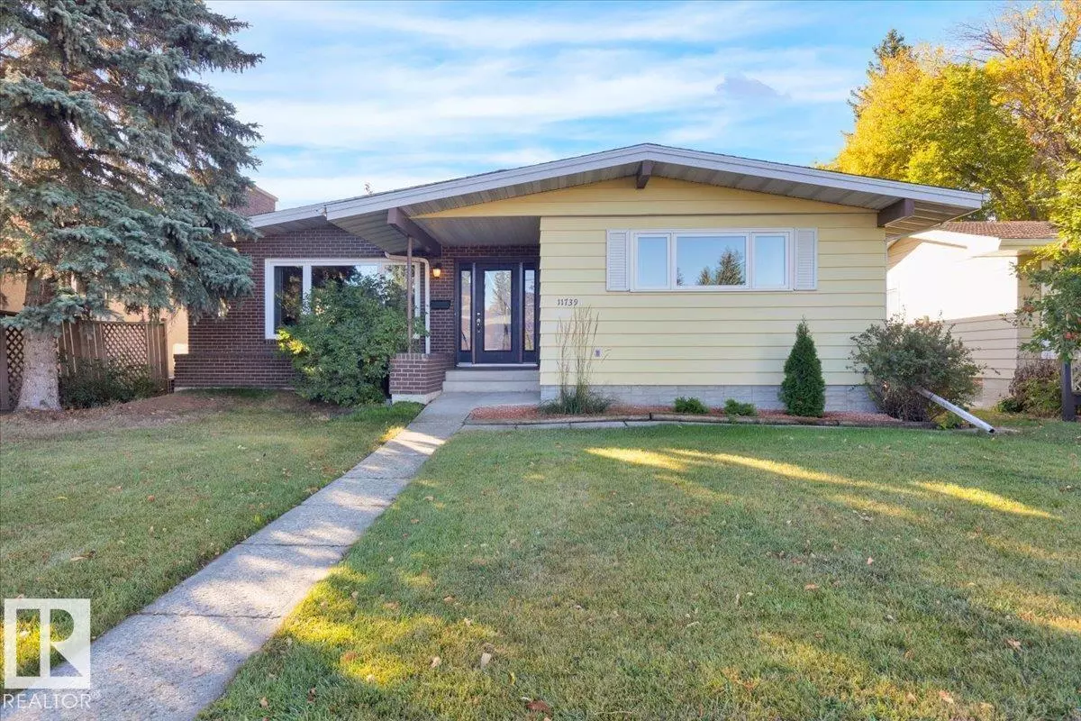 Edmonton, AB T6J0M8,11739 39 AV NW