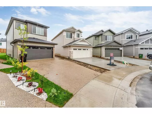 Edmonton, AB T6T2W4,1336 11 AV NW