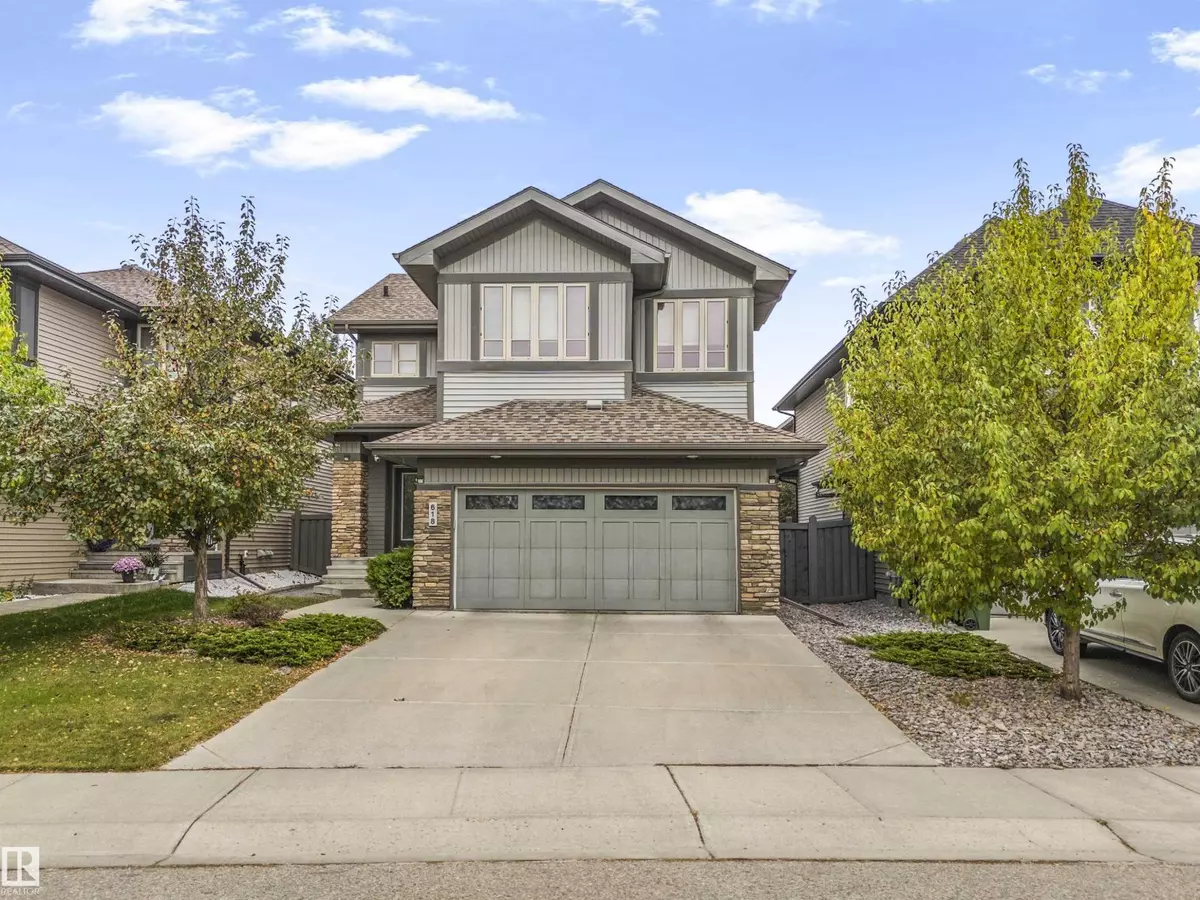 Edmonton, AB T6W0J9,618 ADAMS WY SW