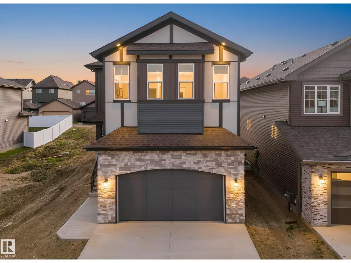 Edmonton, AB T5S0S5,1113 GYRFALCON CR NW