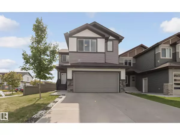 1404 29 ST NW, Edmonton, AB T6T1A8