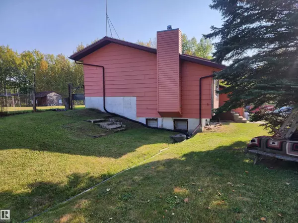 Rural Lac Ste. Anne County, AB T0E1V0,#14 53510 HWY 43