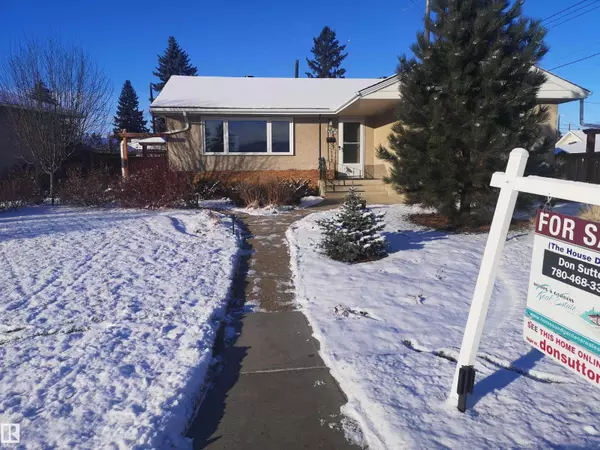 Edmonton, AB T6C0A5,8032 70 AV NW NW