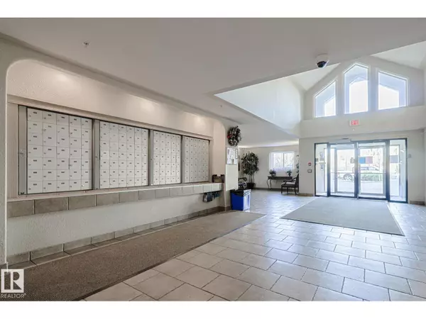 Edmonton, AB T5T6S7,#120 7511 171 ST NW NW