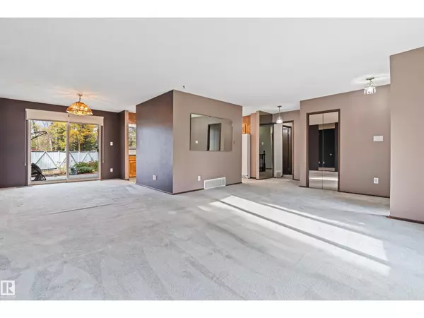 Edmonton, AB T5A2S1,5558 145A AV NW