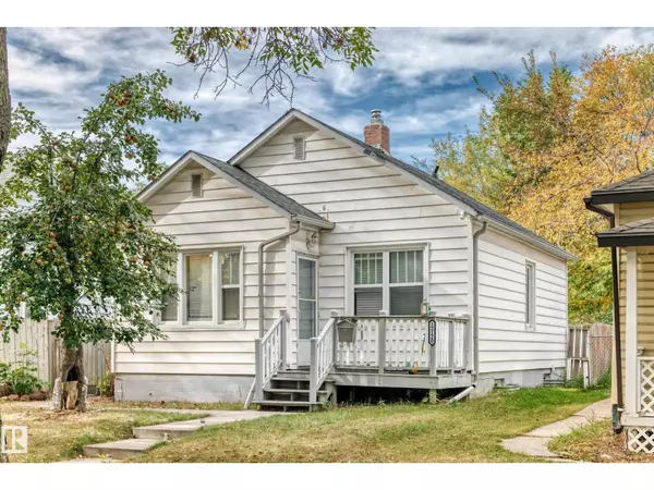 12120 64 ST NW, Edmonton, AB T5W4J5