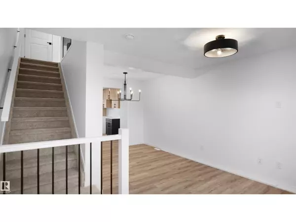 Edmonton, AB T5Y4B7,#32 1009 Cy Becker RD NW