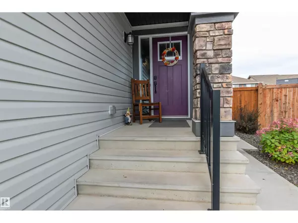 Sherwood Park, AB T8H1A8,210 Sago CV